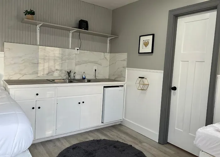 Canyons Tiny Apartment Little Rock Pets Welcome